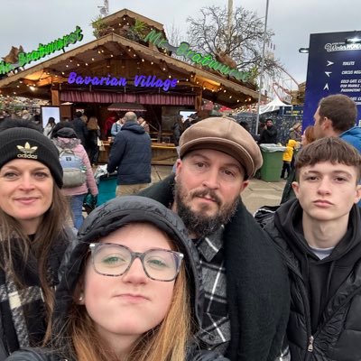 Patchway Town FC gaffer 🖤🤍. Bristol City fan and a Spurs member. Hugely passionate about 🐎🏏. 2 years sober.