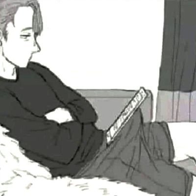 M4D3V's profile picture. خدا
شاه
میهن