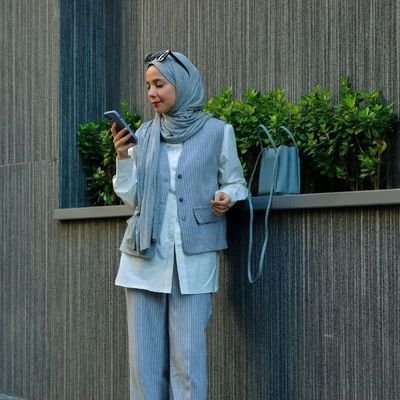 خانم پرستار بخش مادران و نوزادان 🤰 🍼
حامی کودکان کار
تابع قوانین جمهوری اسلامی ایران
فالو=بک