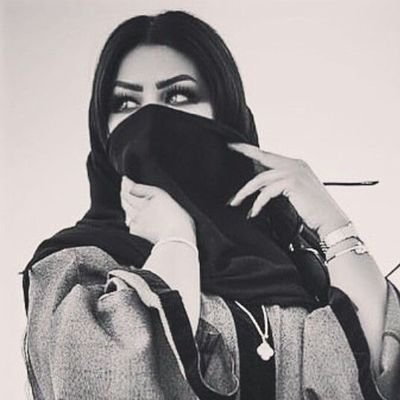 لآ ينآسـبــني الإنحناء والإنهزآم، فآلقــوة خلقت لآجلي 🌹🤍