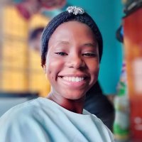 FAVOUR OLAYINKA.O (@thebookworm000) 's Twitter Profile