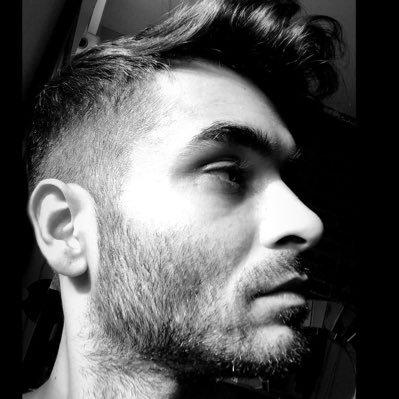 AI Magician / DJ-Producer in NYC ✨ Let's talk crypto, conspiracies, games and anthropology!