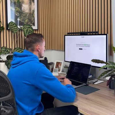 Indie dev — founder of Jungle Labs (web studio) & Jungle Plants (local tropical plants).
Clear tools. Real roots.
