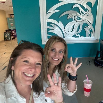 SamWoodcrypto's profile picture. Mother, wife,educator to Realtor, football loving fan 🏈 🧡💜👌🏾🖤🤍 loves God, family and friends, Clemson and coastal Carolina, coastal Alumni c/o 01