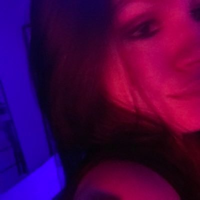 mvcomfebre's profile picture. falando merda diariamente