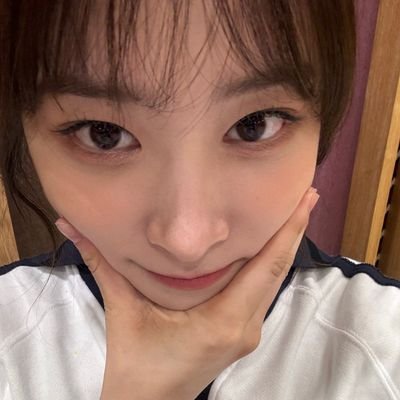 ♡ 23 ♡ she/her ♡ rocket punch ♡ iz*one ♡ f5ve ♡ tripleS ♡ badvillain ♡ meovv ♡