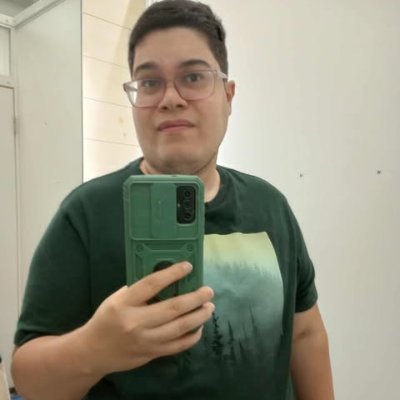 Gamer Podcaster and YouTuber Single/35/Queer/Non-Binary/Polyamrous/Host of @theinthehotseat podcast alt nsfw @gamerfan89
