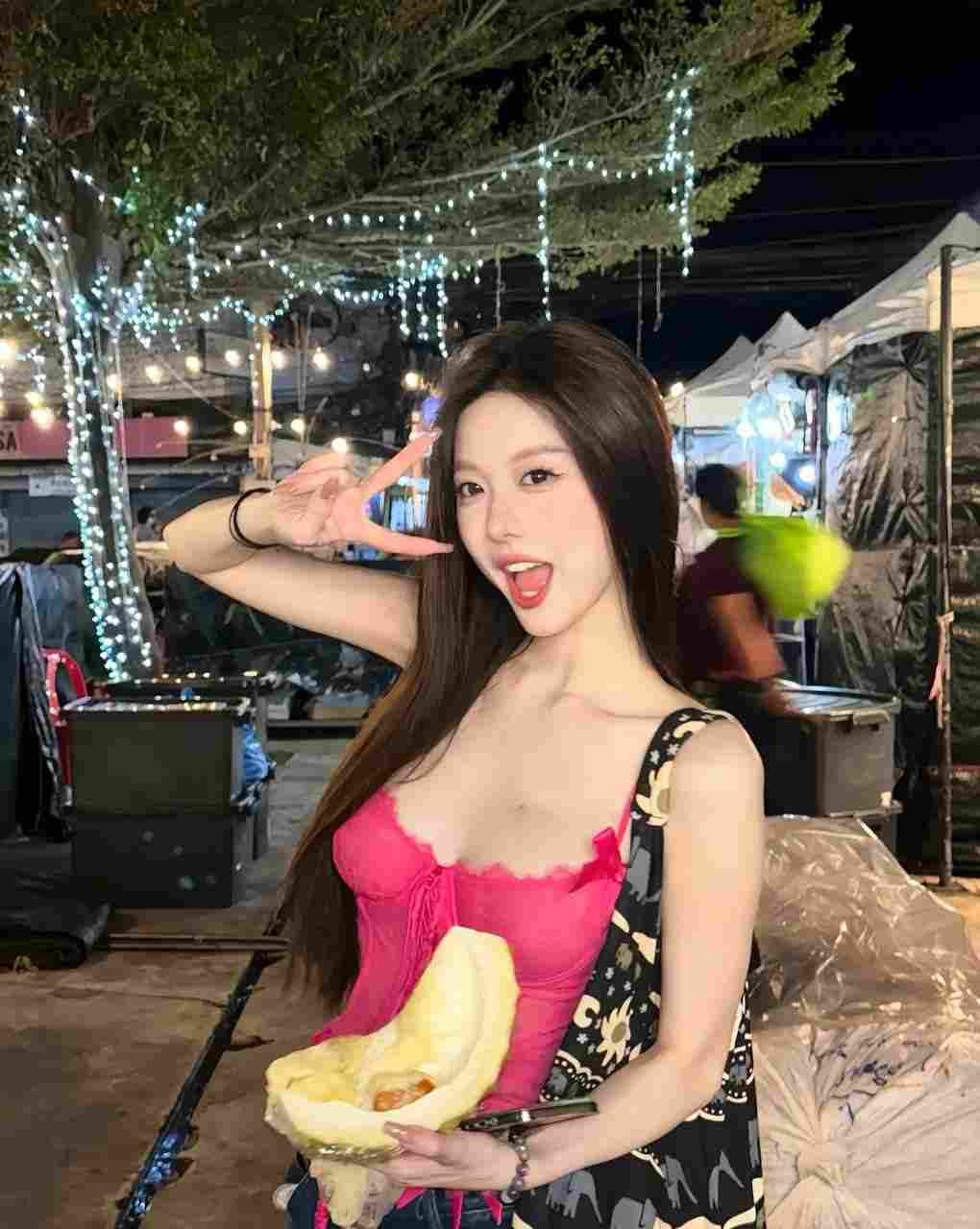 FeeneyJera11891's profile picture. 💧💧💧💧同城上门服务🈷唯一联系方式💧https://t.co/v8RwAmeCWj💧 反差婊/母狗/同城/学生妹/护士/老师/莞式/会所/舞蹈生——————🈚️定金，🈚️门槛—————非诚勿扰————要定金门或者门槛费的都是骗子！！！！！