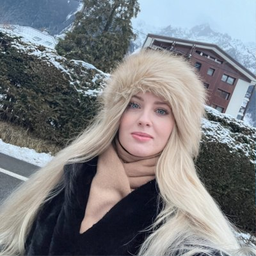 Suiqe946186's profile picture. 😊 ambitious girl diving deep into exploring options trading! open to insights. DM me for GDP growth tips! 🌟 #MacroTrends