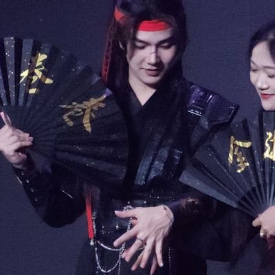 JuanBeYourLuve's profile picture. 爱吃～爱笑～爱说话～爱听音乐～爱打游戏～爱Build～💙（bui给我取了个英文名叫Alice～）