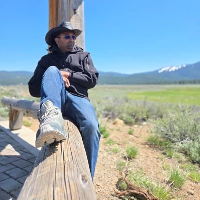 universalistmd's profile picture. Universalist polymath decoding complex systems using multiple disciplines. Legally blind, married, 3 kids, and a corgi who is the Queen.