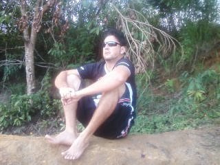 NÃO TENHO TUDO QUE EU AMO,MAS AMO TUDO QUE TENHO...!