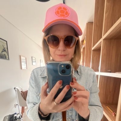 Writer. Passionate about tennis, music and Wicked. Love posting about Uruguayan and Brazilian players and musicians…and all things Wicked, of course :)