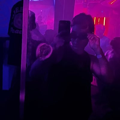 maia16765's profile picture. 