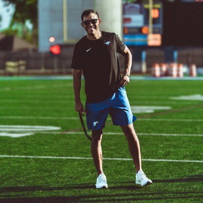 Varsity Safeties/Defensive Pass Game Coordinator at Friendswood High School. Henderson State University Football Alum. Master’s Sports Administration.