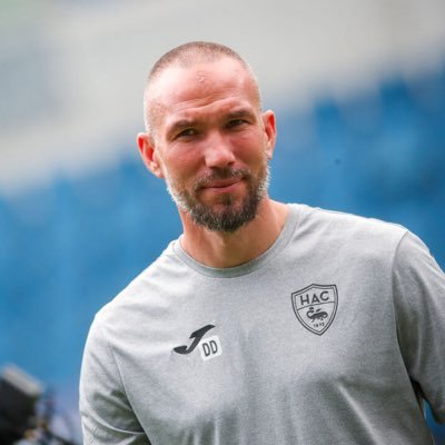 Dmsxxxxx76's profile picture. @hac_foot 💙💙🩵🩵