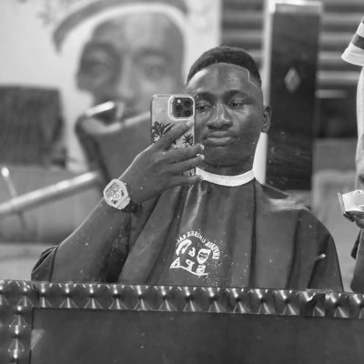 Up Coming photographer 🎥📷,Proudly Igbo boy, Political strategist abit.