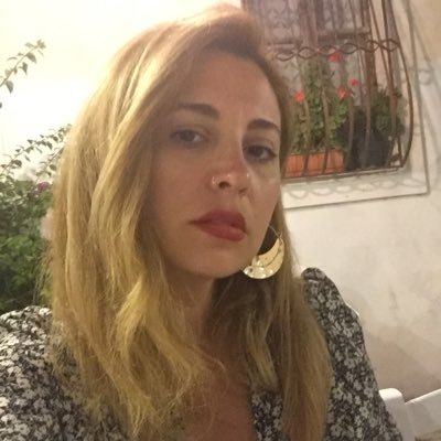 itirafediyorumm's profile picture. Merhaba 150 yil sonra tweetlerimi okuyan; Muhtemelen ben çoktan öldüm. Dunyanin icine ettiysek ve her sey kotuyse kusura bakma ve hakkini helal et kardesim...