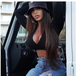 Freeeapi412's profile picture. 📊 hunting value stocks lover, brave girl! ready for market insights. DM me about economic trends! ⚡ #Futures #Trading