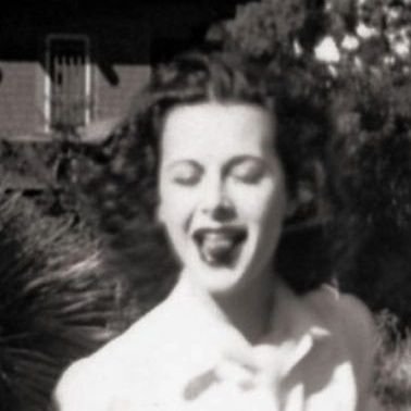 injaasal's profile picture. Monk-errant.