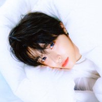 하루 (@daykurii) 's Twitter Profile