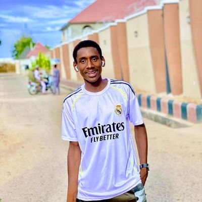 Dadiya1122's profile picture. I'm nursing student I'm  interested in crypto