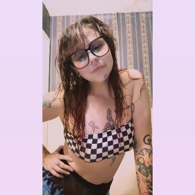 rachaeldacherry's profile picture. 18+ ✨she/her ✨ thicc stoned & bored ✨https://t.co/DMlSY9m4b0🍒c/a $raykoopa