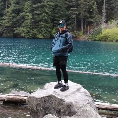 Writer / Editor / Content Manager / Content Marketer
Huge hockey fan