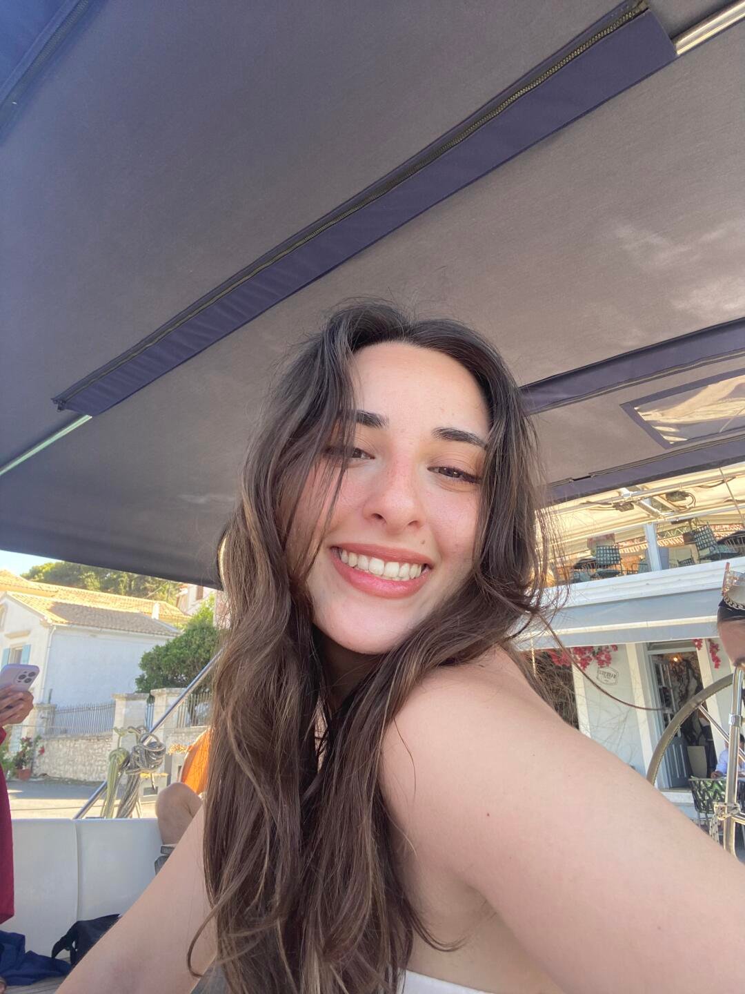 Xoodul0184868's profile picture. Stick with value, observe the market, investment path clear. — Sol Phone    https://t.co/uZJEOZKKVp