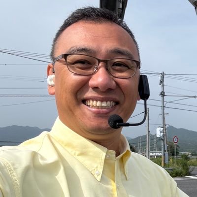 日本で一番小さい県の、一番人口の少ない市で政治家をしています。介護福祉の問題を考え2040年までに悩み事を1つでも解消できるよう、仲間とともに日本を駆け巡ります。Xでは超党派or政治と介護を紡ぐ会として投稿。ネットとをこよなく愛する通称DX議員_他のSNSはこちらから▶https://t.co/uZaoCVCQ3I