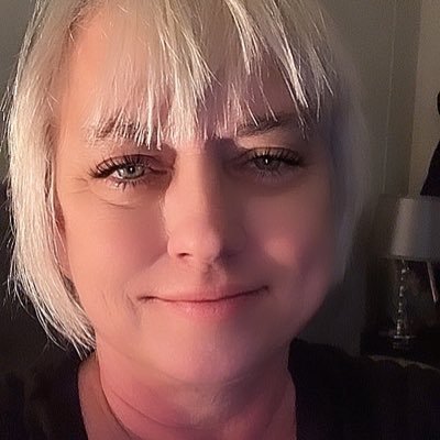 I’m ANNIE 💋 GOD 😇 FAMILY 😃 SWIMMING 🏊♀️ FISHING 🎣 BOAT RIDING 🚤 MUSIC 🎶 MAGA 🇺🇸
