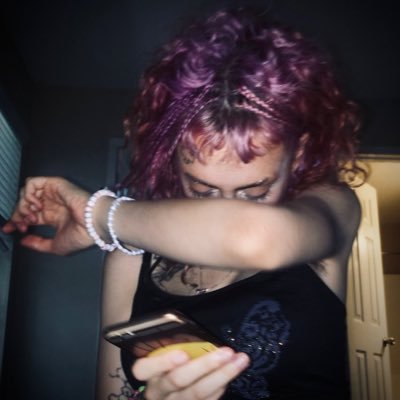 chasybitch's profile picture. 