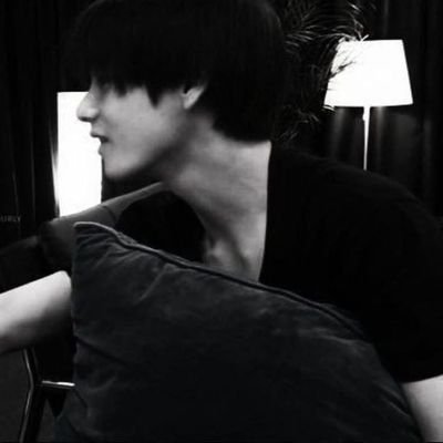 ▪ #JJK || 14.03 ☆ 15.03 ||
I wrote this song for you. Put down the drugs for you. I don't know what to do. 'Cause I fell in love with you. (🧸)