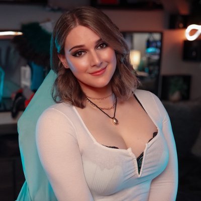 Model | Cosplayer | Trap | Tgirl 😜 For all my exclusive content checkout my OF: https://t.co/yKHGF5nZ7U ❤️ or Socials: https://t.co/Uim2o77vrS