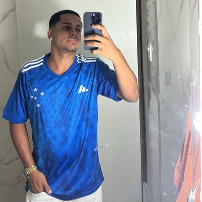 o ontem não é nosso p recuperar, mas o amanhã é nosso p ganhar ou perder!!!