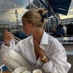 Erroxouq13854's profile picture. 🎯 growing girl with a knack for stock investing! craving expert chats. Chat stock dips via DM! 🎯 #Stocks #Markets