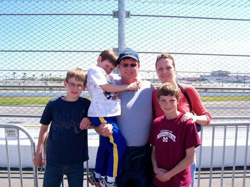 ItsDaveHughes's profile picture. 