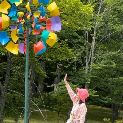 東京を中心に通訳ガイドやっています。現代アートが好き♡ たいしたことはつぶやきません。仕事なのに英語苦手なので勉強中。行政書士、宅建(主任者時代)、英検1級、医療通訳士1級、草月流師範(1番下っ端レベル)、ペーパーゴールドドライバー *無断でフォロー、いいね、コメント、ポスト削除したりしますがご容赦ください。