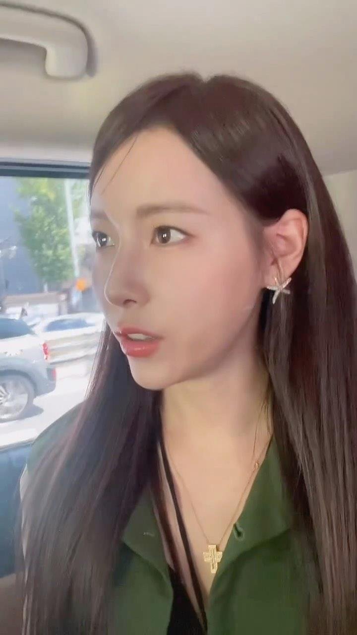 perez_solo68639's profile picture. Travel blogger & food adventurer. Hoping to find a partner who’ll try weird foods and not judge my food coma face.