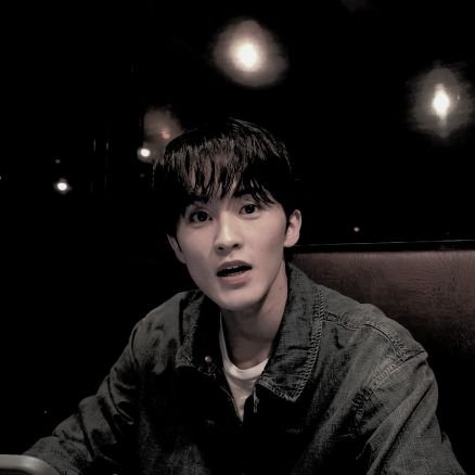 The roleplay of 99's prodigy rapper & lyricist of NCT. Excess in charisma that makes every eyes turn, 𝐌𝐚𝐫𝐤 𝐋𝐞𝐞. 7rascals. slight mdni.