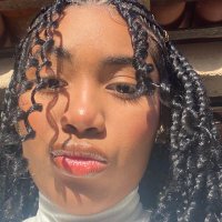 A poetiza mais nova ⛓ (@ngsofi091) 's Twitter Profile