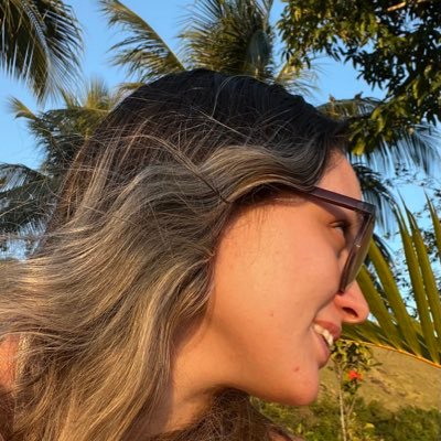 solteira e tímida ☺️ Fã do Luan Santana ❤️ @flamengo