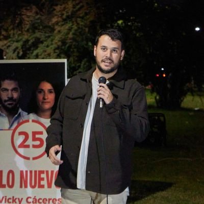 Militante del @partidocolorado y la @ujreformistas.
Edil Deptal. de Montevideo.
