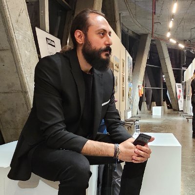 YousefBzr's profile picture. Business, Music, Cinema, Art, Arsenal and other galaxies!

کاپیتان آژانس خلاقیت لُ  @lo_agency