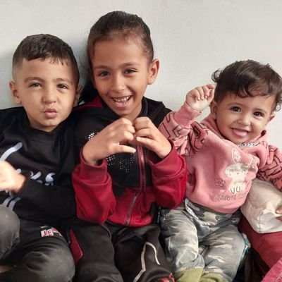A mother of three and seeking to save my children. Mila, Kenan and Sima are waiting your help. Donation icon is in the link
follow me instagram @Maysoun816