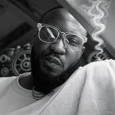 iamUnusualMK's profile picture. A Random Trader 📊📈📉💯 || Price Action || daily set ups  || Entrepreneur.