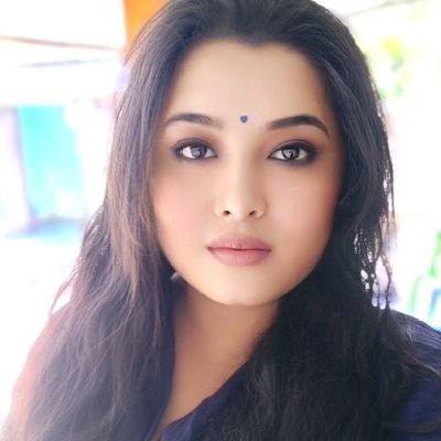 🥀দূৰত্বই কেতিয়াও কোনো সম্পৰ্ক শেষ
কৰিব নোৱাৰে!
কিন্তু মৌনতাই সেই সম্পৰ্কবোৰ
শেষ কৰি দিয়ে।।🥀😊
हिंदू
#जय_श्री_राम 🕉🙏🏻🚩