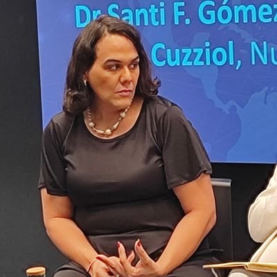 Perfil Pessoal
🌈TransNutricionista
Ativista e Consult da @cddcronicos
🌶️ Coord. Dep. Voz @_abeso
🧠 Pós Grad. em Comportamento Alimentar