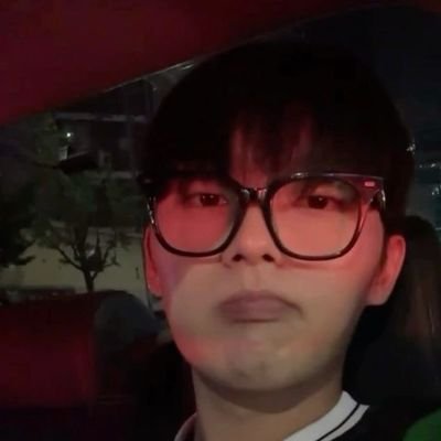 riyunnitos's profile picture. 