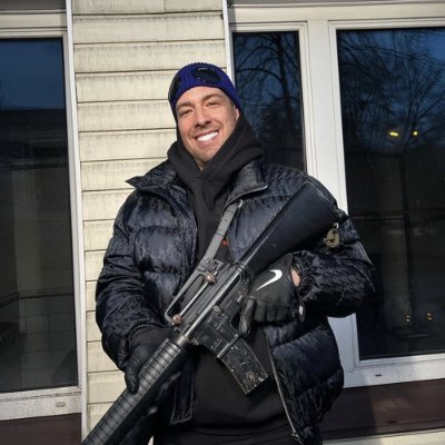 KazikCS2's profile picture. CS Trader
https://t.co/TayRMAbEx1